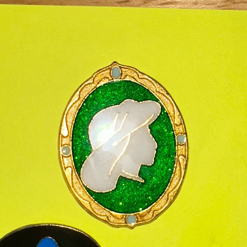 Disney Princess Jasmine Brooch Pin